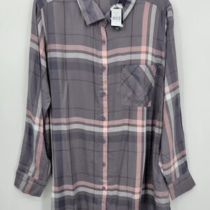 Avenue Gray Herringbone Kylee check button down shirt